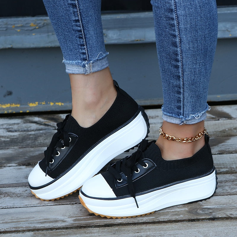 Thora Stilvolle Sneakers mit Dickeren Sohlen und Verstellbaren Schnürsenkeln EB