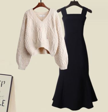 EB | Zweiteiliges Satz Aus Hochwertigem Kreuzstrickpullover und Fishtail Kleid