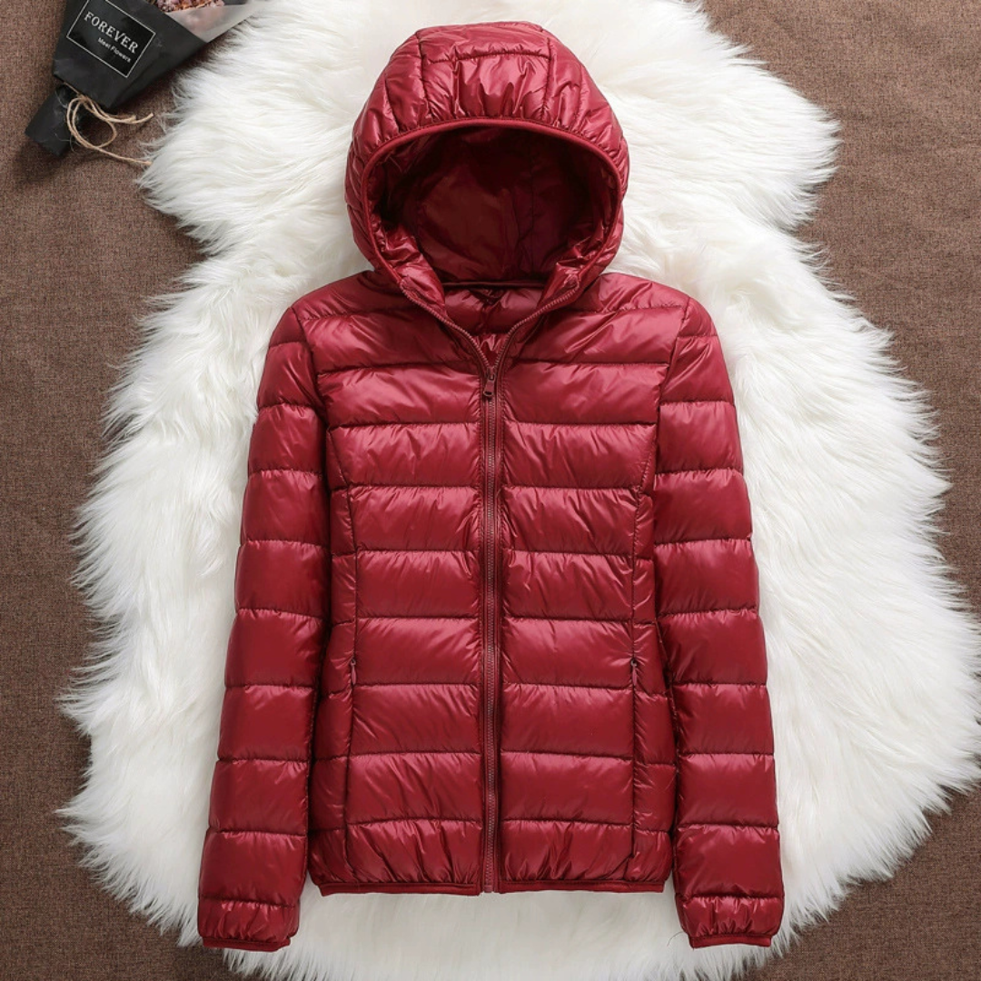 EB | Klassische Rote Jacke mit Kapuze