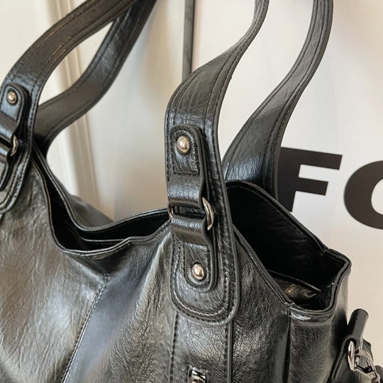 EB | Elegante Schultertasche für Den Alltag