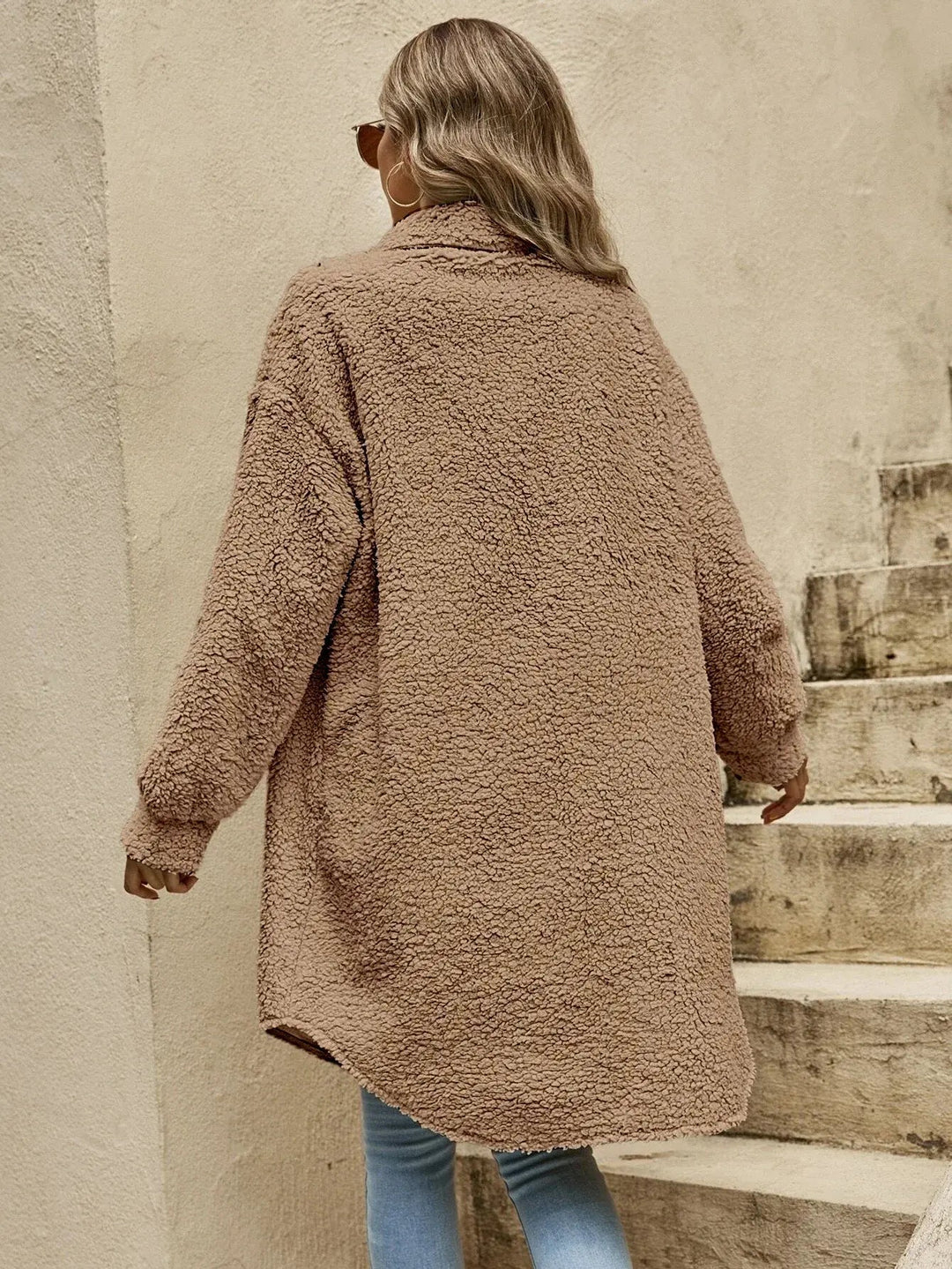 EB | Bequeme Teddy Jacke mit Knopfleiste & Brusttaschen