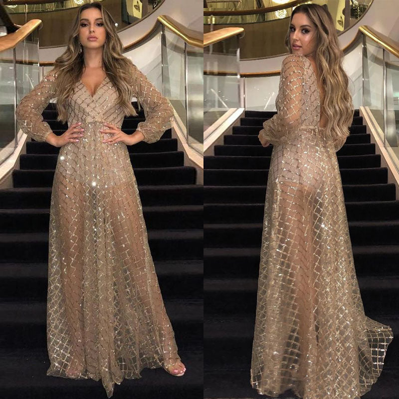 Damen Elegantes Transparenzkleid mit glanzvollen Akzenten EB