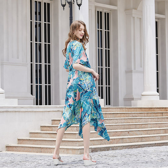 Damen Maxikleid mit asymmetrischem Saum und botanischem Design EB