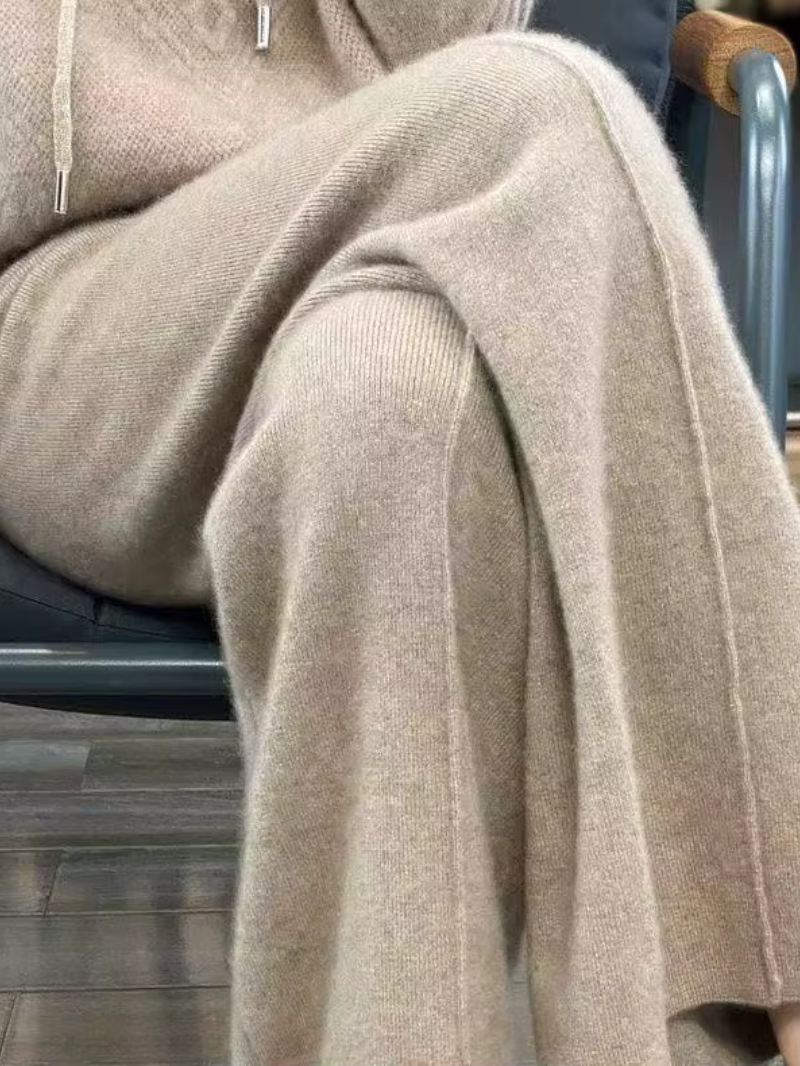 EB | Die Strickhose mit Weitem Bein für Stilvolle Gemütlichkeit