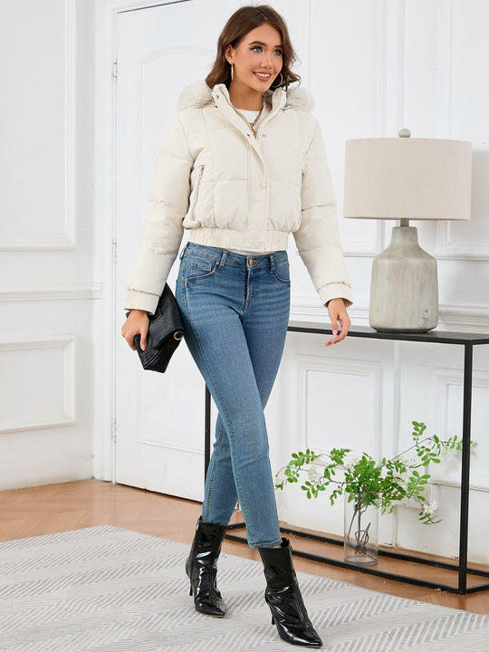 EB | wattierte Winterjacke mit Fellkapuze und Taschen