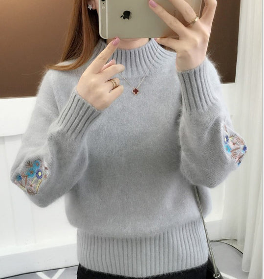 Damen Strickpullover mit eleganten Stickereien EB