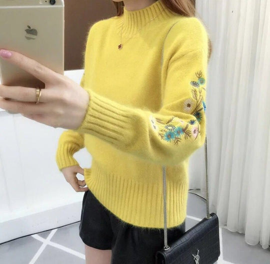 Damen Strickpullover mit eleganten Stickereien EB