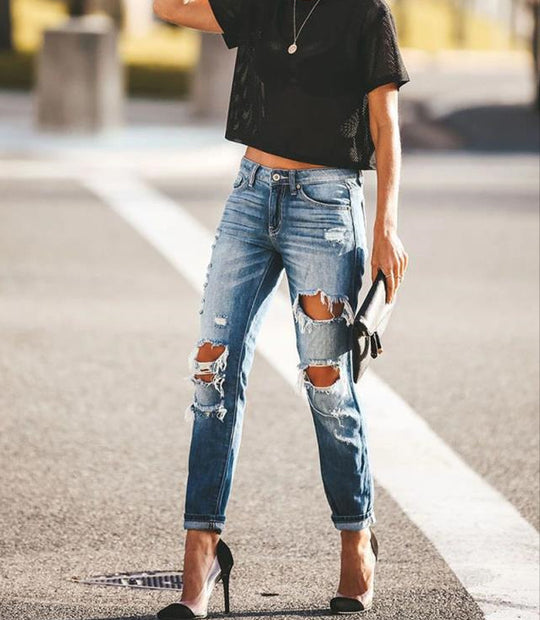 Damen Ripped Jeans im modernen Slim-Fit Schnitt mit fransigen Details EB