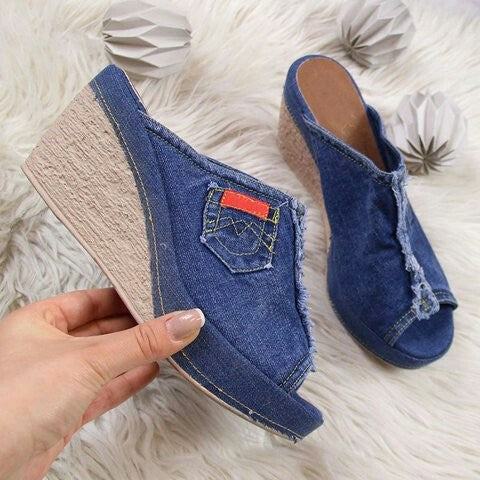 Damen Wedge-Pantoletten mit angesagtem Jeansmaterial EB