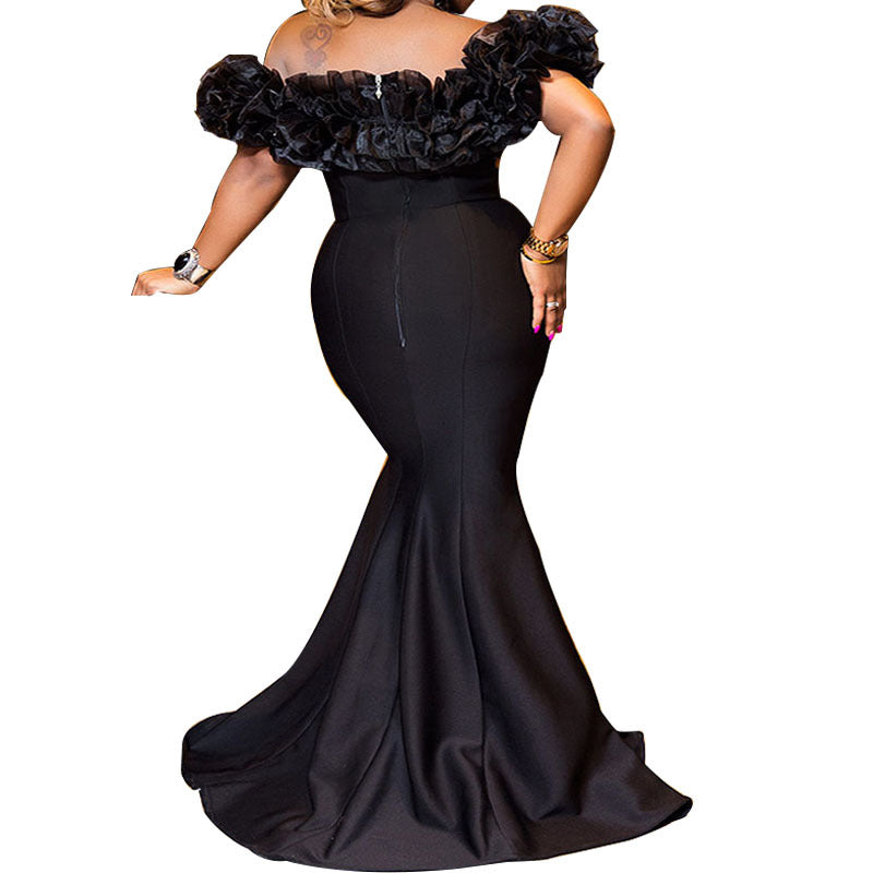 Damen Abendkleid mit voluminösem Rüschensaum EB