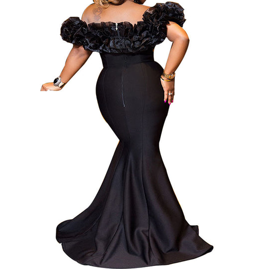 Damen Abendkleid mit voluminösem Rüschensaum EB