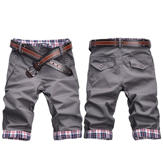 EB – Hochwertige Shorts mit Gürtel und Karomuster