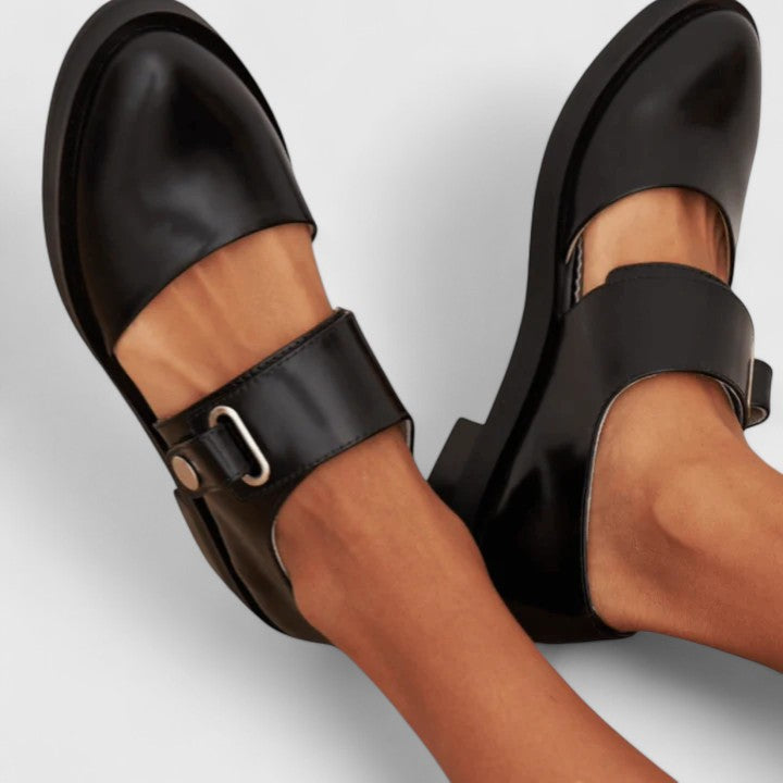 modische Retro-Schuhe, klassischer Look. EB EB