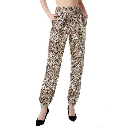 Damen Samt Jogginghose im angesagten Leopardenlook EB