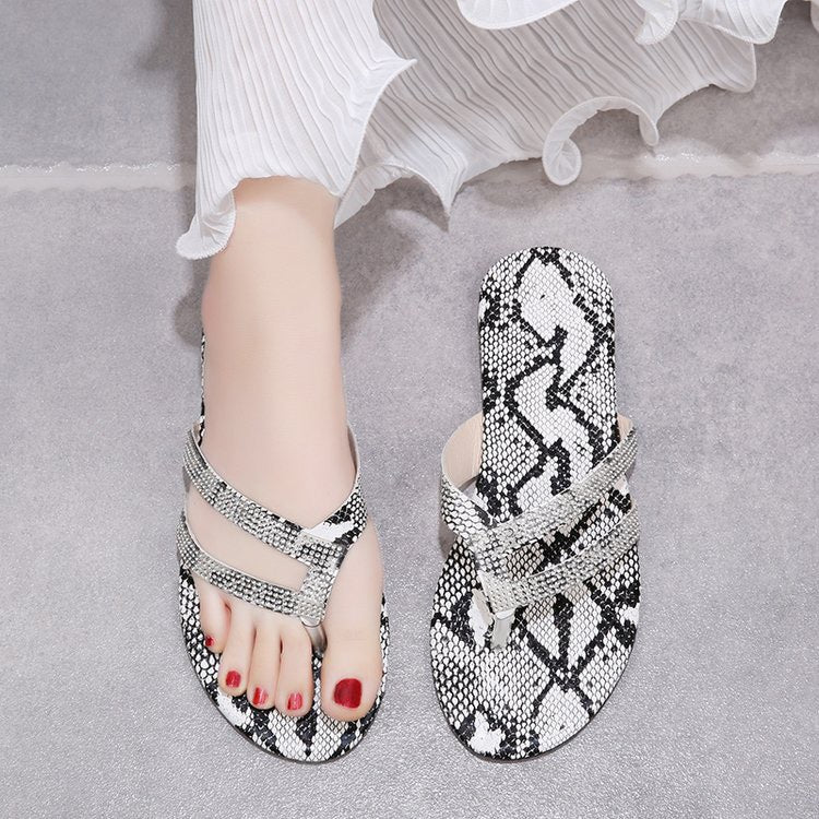 Damen Glamouröse Zehentrenner-Sandalen mit schimmernden Riemen und bequemem Fußbett EB