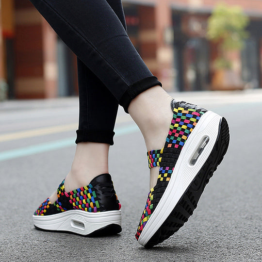 Damen nan gewebter Mary-Jane-Sneaker mit elastischem Flechtoberteil, Klettverschluss und luftgepolsterter Plateausohle EB