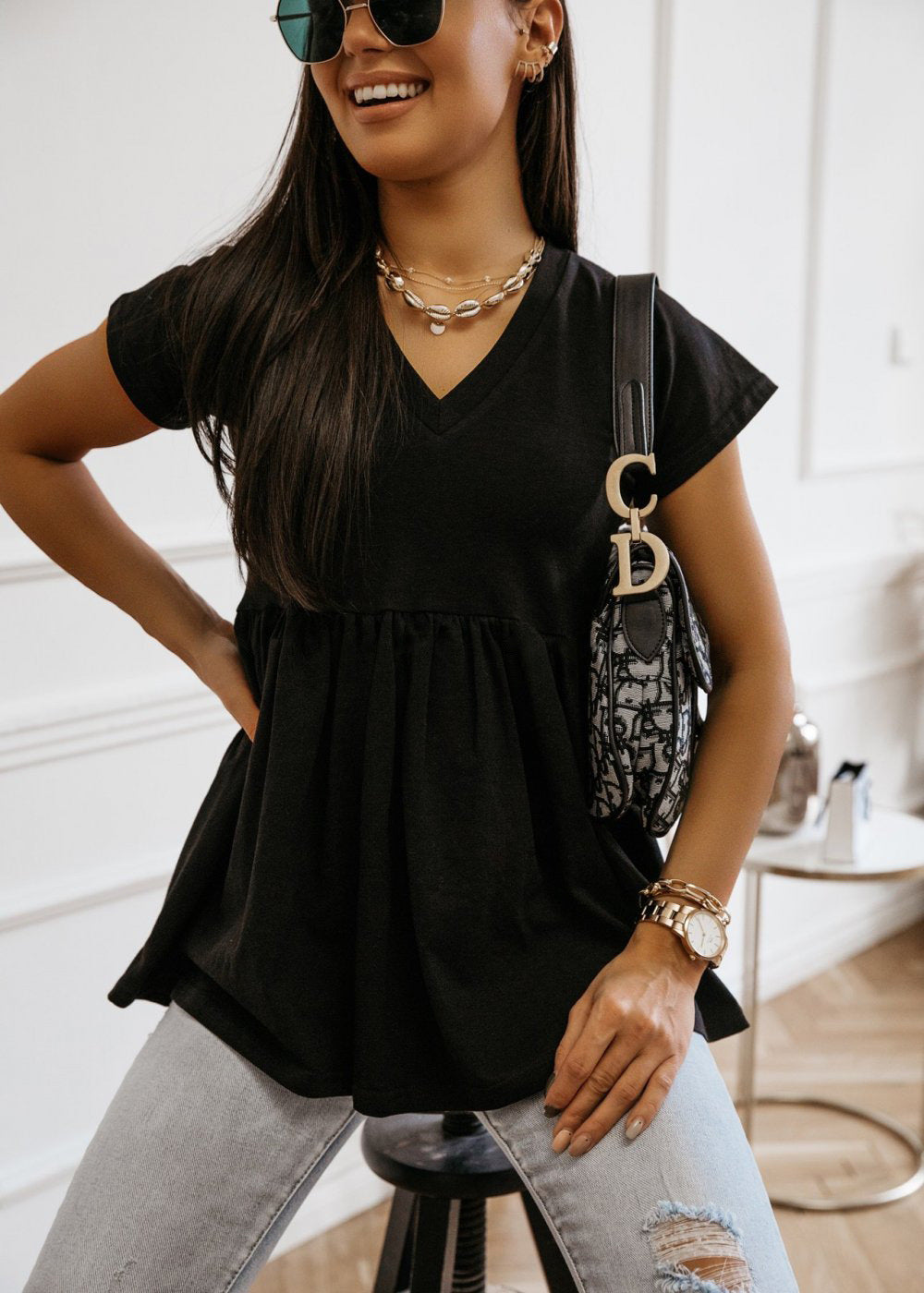 Damen Tunika mit elegantem V-Ausschnitt und fließendem Schnitt EB