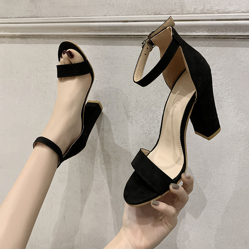 Damen Sandaletten mit elegantem Blockabsatz und verstellbarem Riemen EB