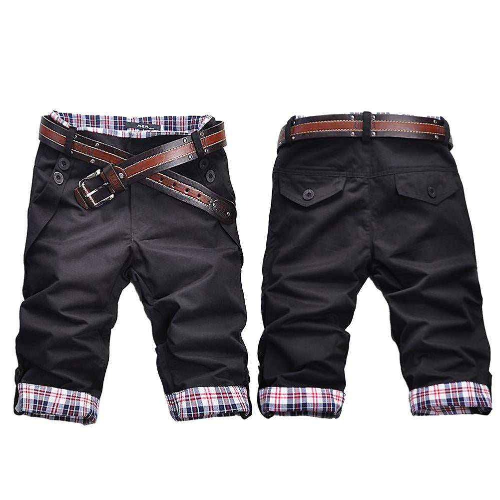 EB – Hochwertige Shorts mit Gürtel und Karomuster