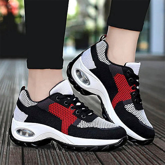 Atmungsaktive Farbblock-Sneaker EB