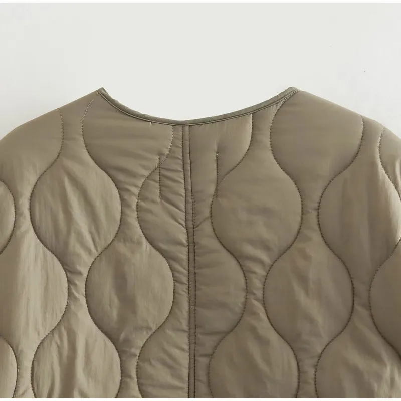 EB | Bequemes Rundhals gepolstertes Jacket mit Knöpfen Ideal für Herbst/Winter