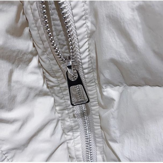 EB | Übergroße Damen Pufferjacke mit Hohem Kragen und Reißverschluss