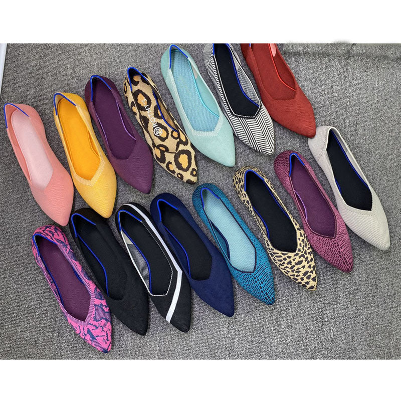 Damen Elegante spitz zulaufende Ballerinas mit modischem Akzent EB