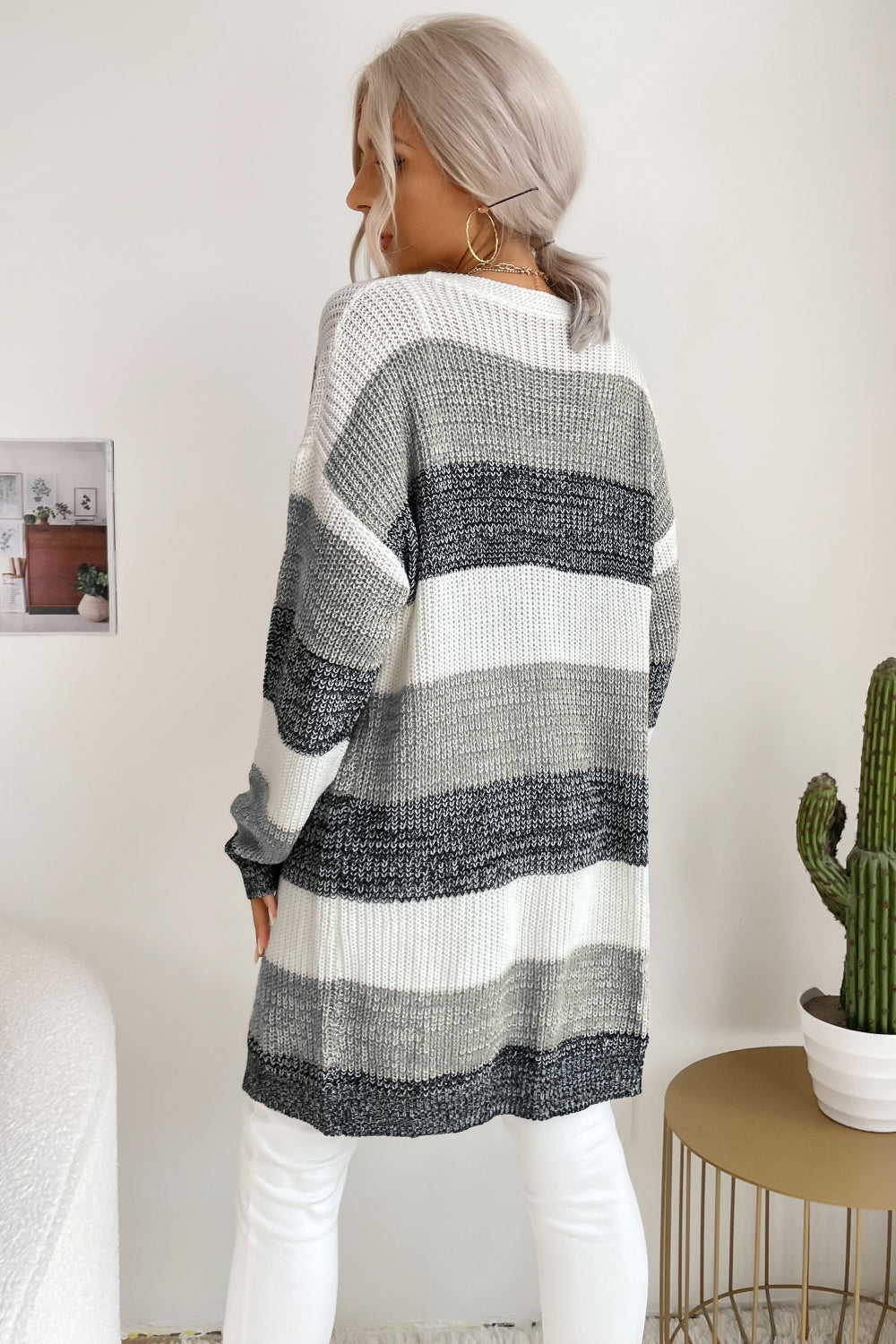 EB | Einfache und Stilvolle Strickjacke