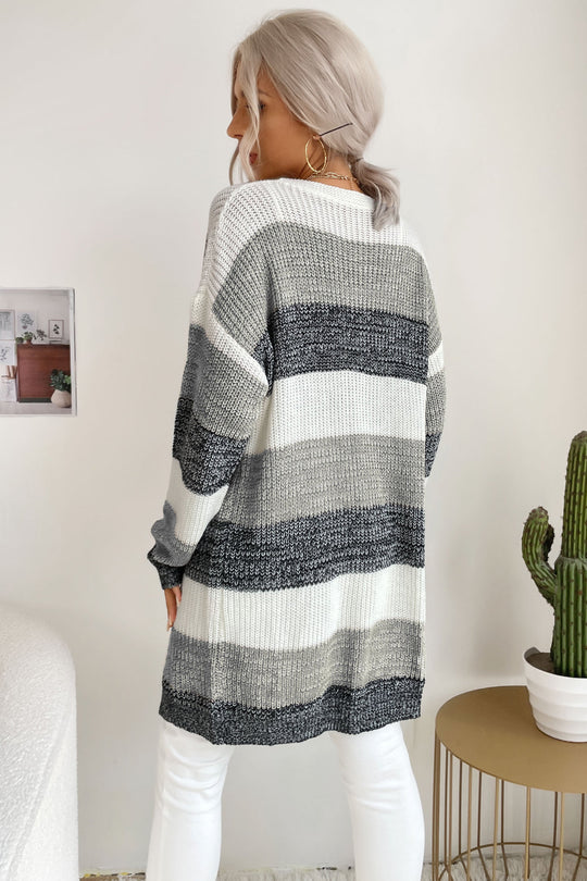 EB | Einfache und Stilvolle Strickjacke