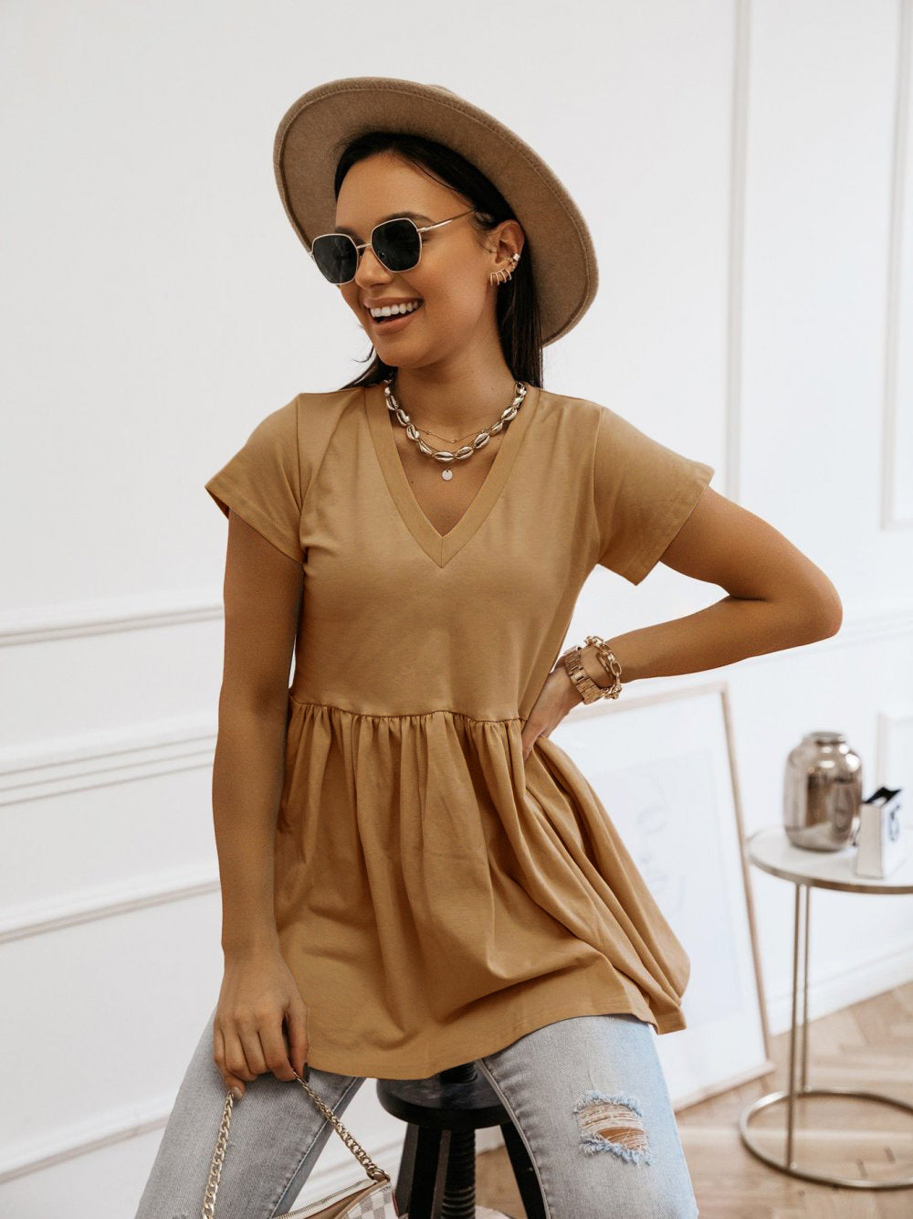 Damen Tunika mit elegantem V-Ausschnitt und fließendem Schnitt EB