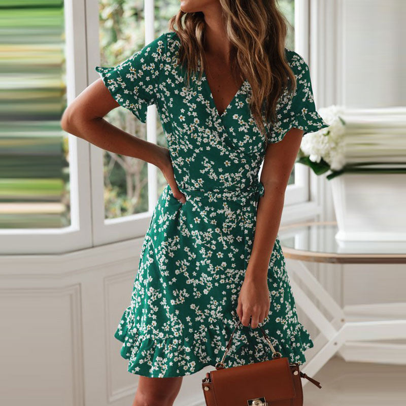 Damen luftiges Strandkleid mit Rüschensaum und floralem Muster EB
