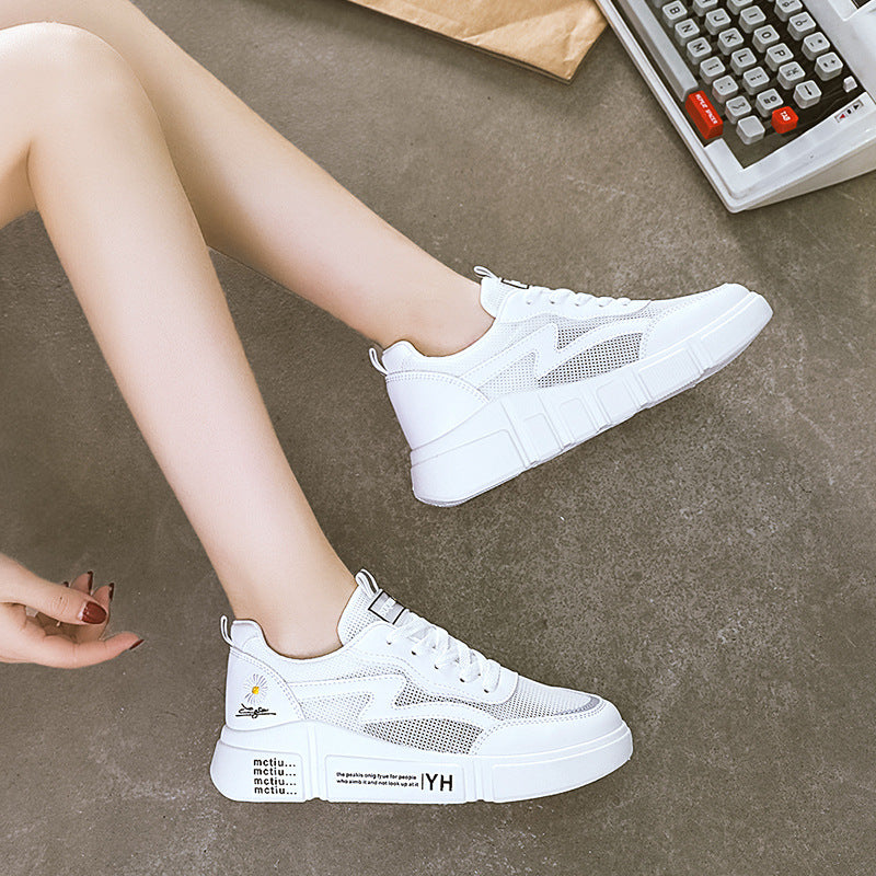 Damen Sportliche Sneaker mit atmungsaktivem Mesh-Obermaterial und komfortabler Dämpfung EB