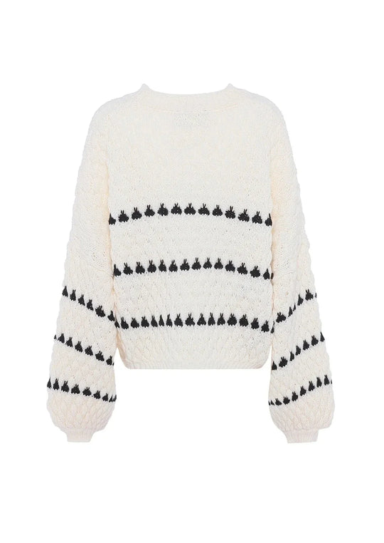 EB | Kräftiger Strickpullover Kontrastierendes Design Warm und Zeitgemäß