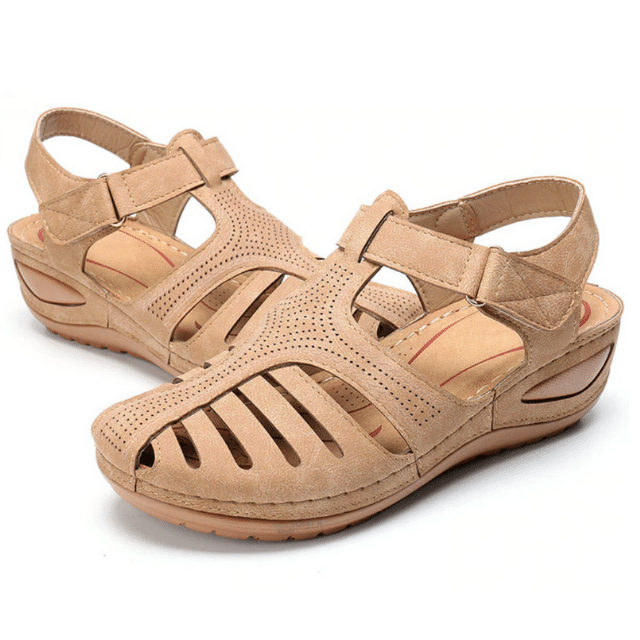 Ausgeschnittene Leder-Sandalen mit Knöchelriemen EB EB