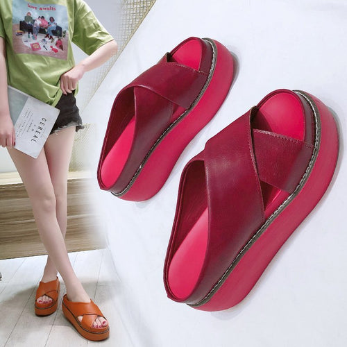 Damen Komfortable Plateau-Mules mit eleganter Riemenführung EB