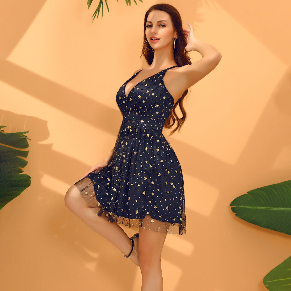Damen Sommerliches Kleid mit tiefem V-Ausschnitt und filigranem Sternemuster EB