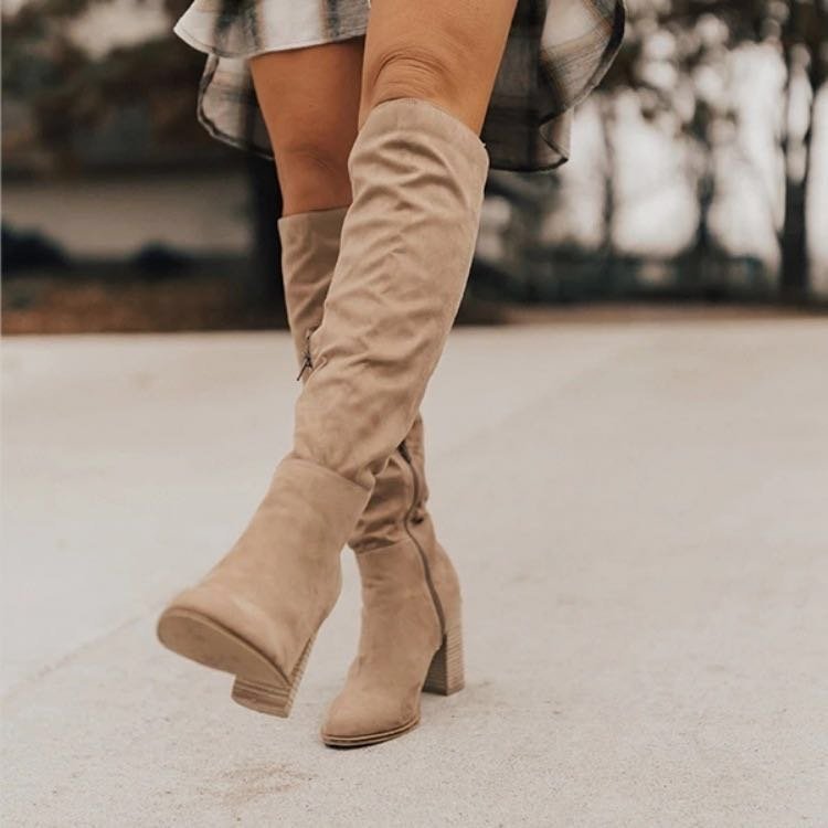 Schlichte Kniehohe Stiefel mit Reißverschluss EB