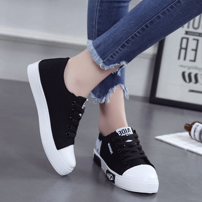 Unisex Canvas Sneakers für Komfort und Stil EB
