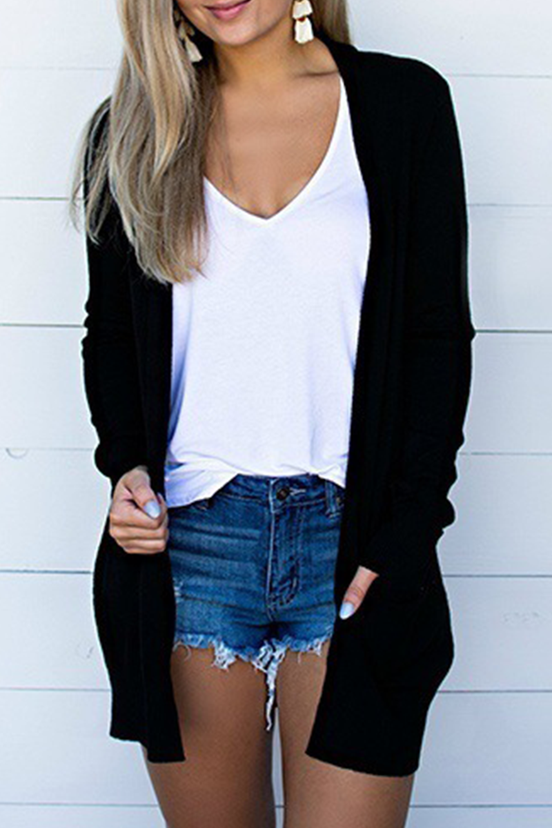 EB | Elegante und Vielseitige Winter Strickjacke