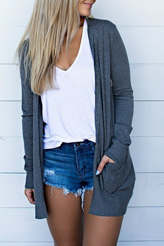 EB | Elegante und Vielseitige Winter Strickjacke