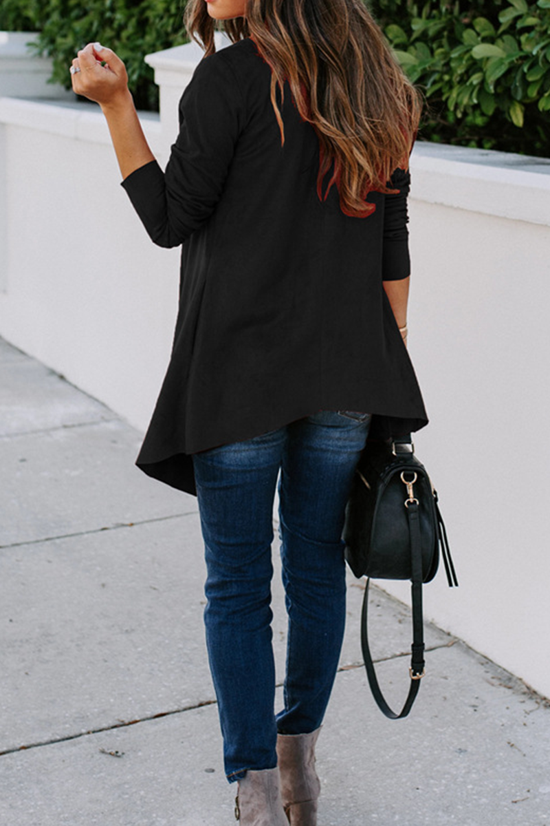EB | Schicke und Vielseitige Winter Strickjacke