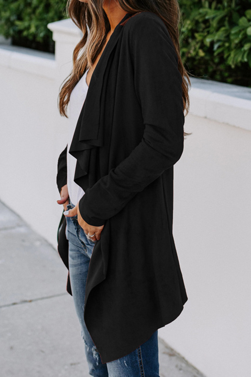 EB | Schicke und Vielseitige Winter Strickjacke