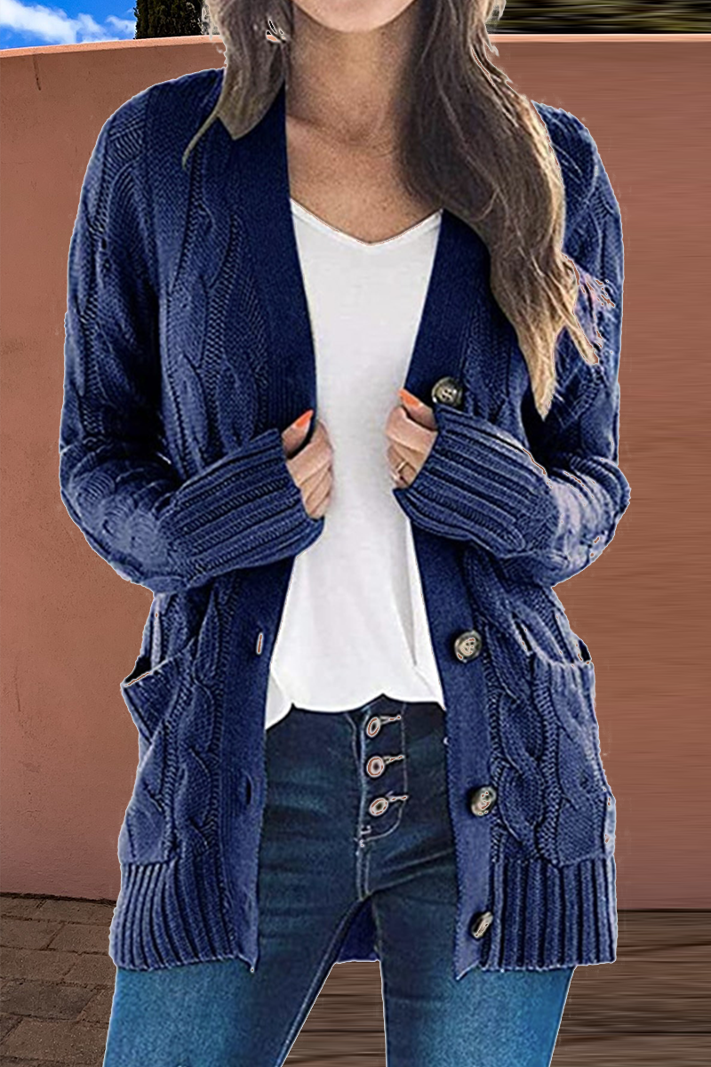 EB | Zeitlose und Elegante Strickjacke Winter