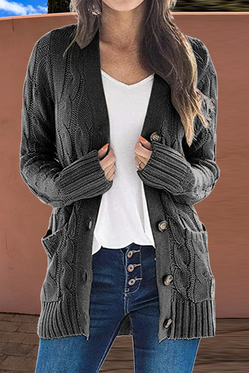 EB | Zeitlose und Elegante Strickjacke Winter