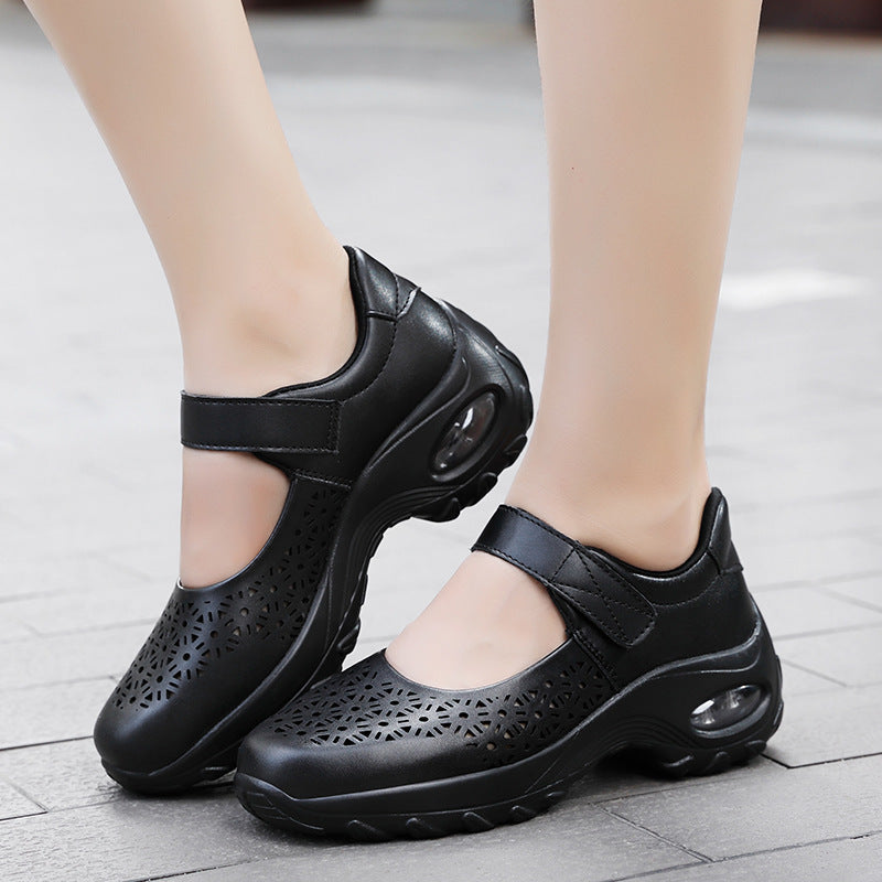 Damen nan perforierter Riemchenschuh mit Luftkissenprofil und Klettverschluss EB
