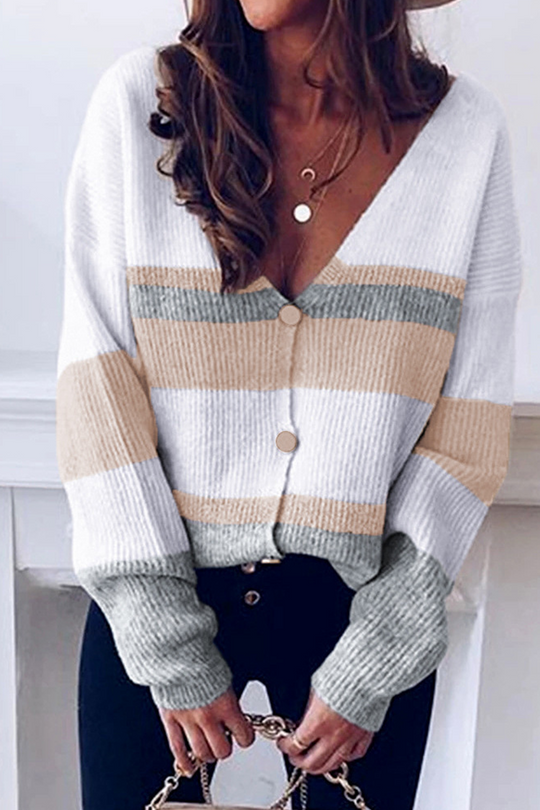 EB | Mühelose und Elegante Winter Strickjacke