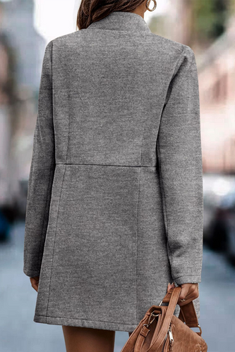 EB | Modische und Minimalistische Winter Strickjacke