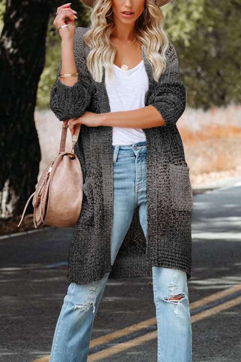 EB | Maßgeschneiderte und Elegante Winter Strickjacke