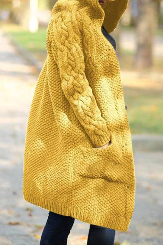 EB | Modische und Minimalistische Strickjacke