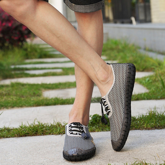Damen Atmungsaktive Sportliche Wasserschuhe mit flexiblem Netzoberteil und rutschfester Sohle EB